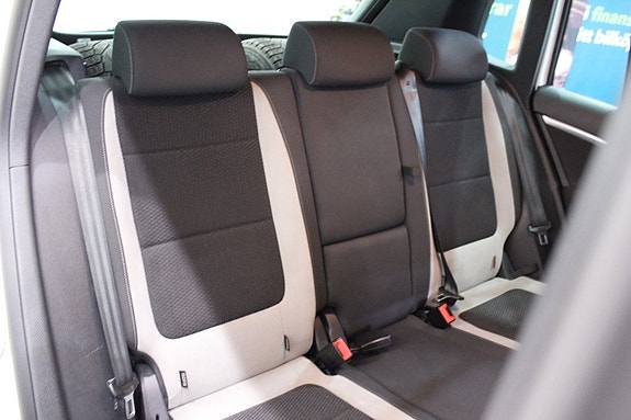 Volkswagen Tiguan 21 of 30