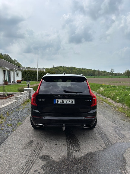 Volvo XC90 4 of 10