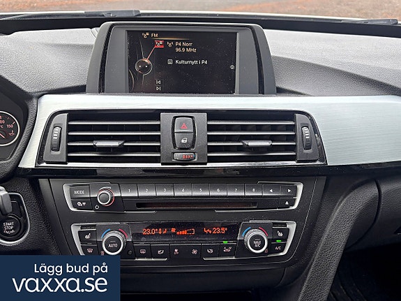 BMW 320d 15 of 21