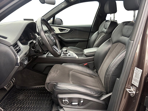 Audi Q7 13 of 19