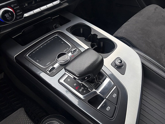 Audi Q7 17 of 19