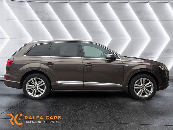 Audi Q7 6 of 19