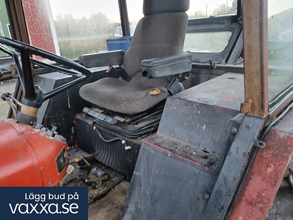 Traktor Zetor 5718 med Frontlastare 29 of 30