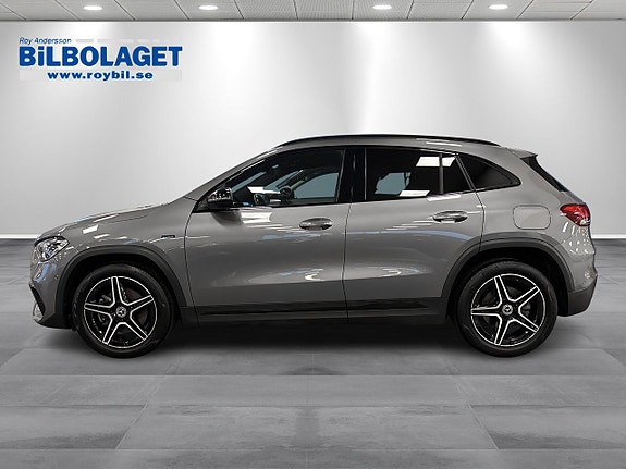 Mercedes-Benz GLA 250 e 2 of 14