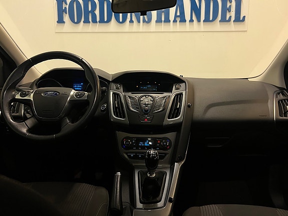Ford Focus 24 of 24