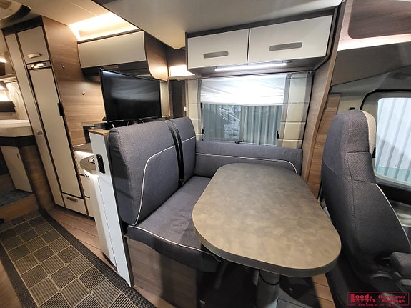 Knaus LIVE WAVE 700 MEG 5 of 18