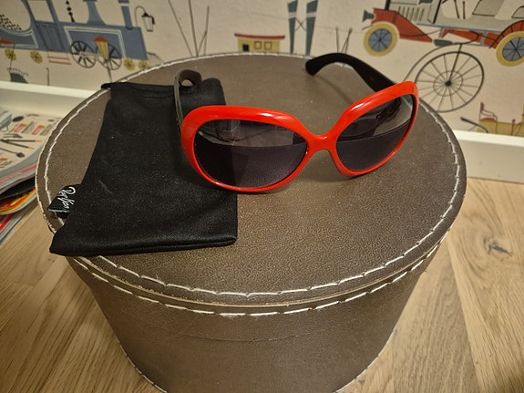 Product image 1 of 6
