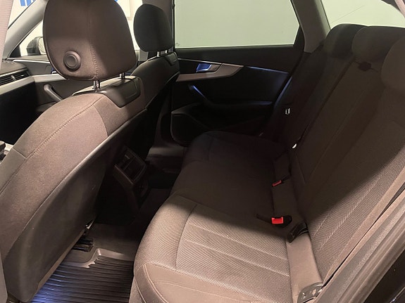 Audi A4 7 of 10