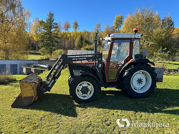 Traktor Fiat 45-66 DT Med lastare & Redskap 2 of 27