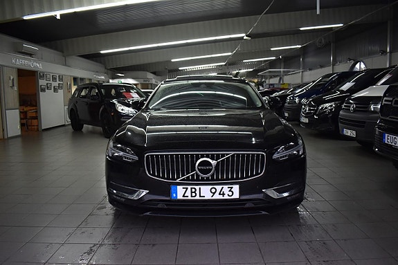 Volvo S90 22 of 23