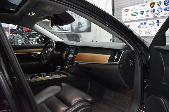 Volvo S90 8 of 23
