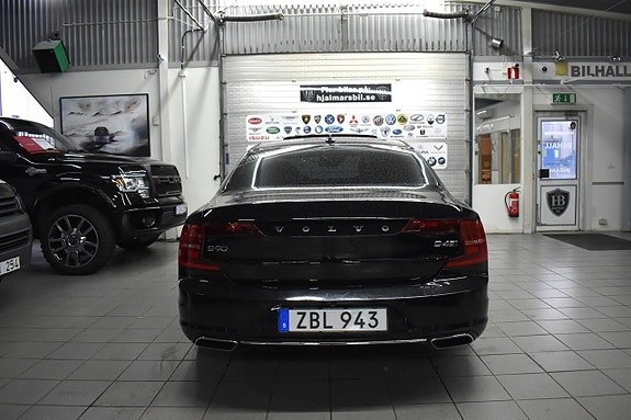 Volvo S90 4 of 23