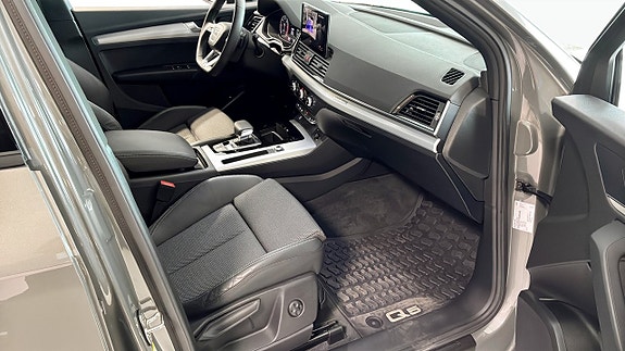Audi Q5 3 of 9