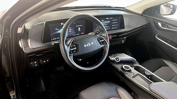 Kia EV6 5 of 9
