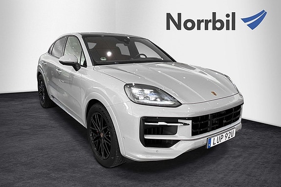 Porsche Cayenne Coupe 2 of 17
