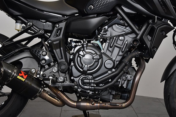 Yamaha MT-07 A2 / AKRA / NY SERVAD 10 of 19
