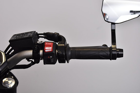 Yamaha MT-07 A2 / AKRA / NY SERVAD 17 of 19