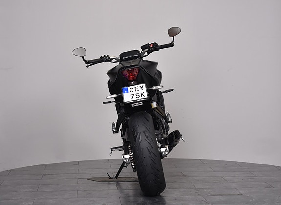 Yamaha MT-07 A2 / AKRA / NY SERVAD 6 of 19