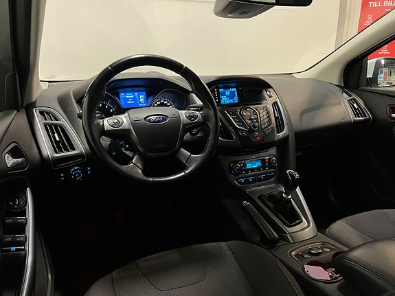 Ford Focus 13 of 19