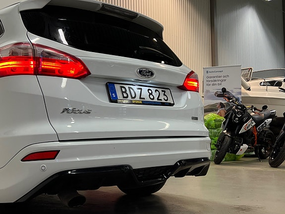 Ford Focus 8 of 19
