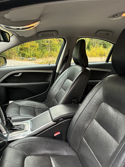 Volvo S80 4 of 6