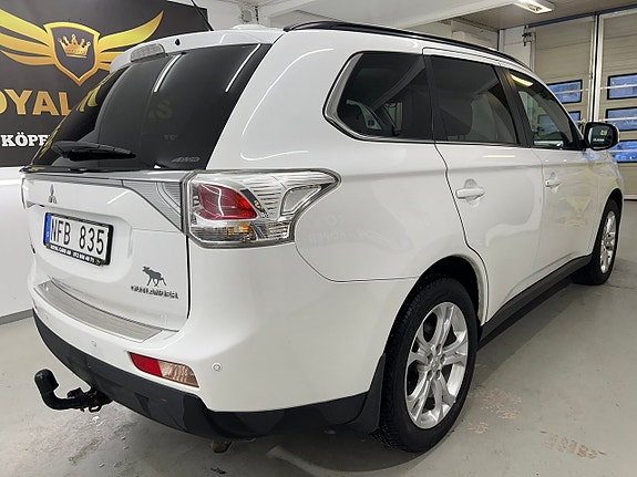 Mitsubishi Outlander 4 of 27