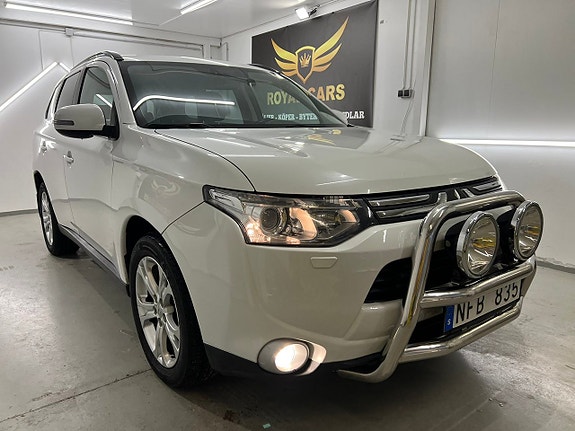 Mitsubishi Outlander 2 of 27