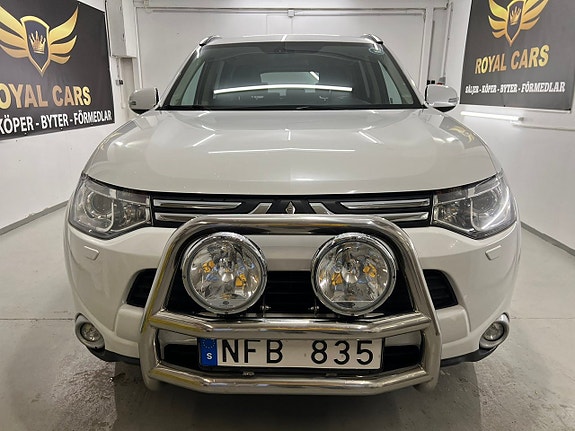 Mitsubishi Outlander 8 of 27