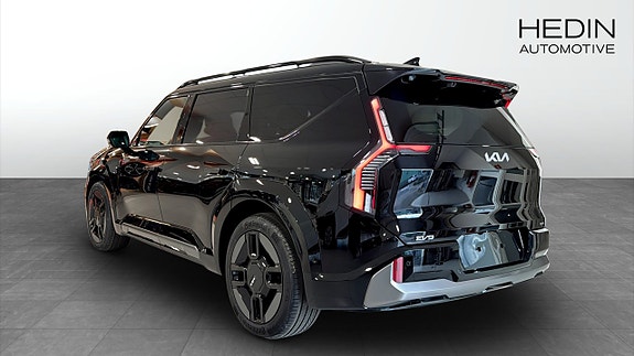 Kia EV9 6 of 12
