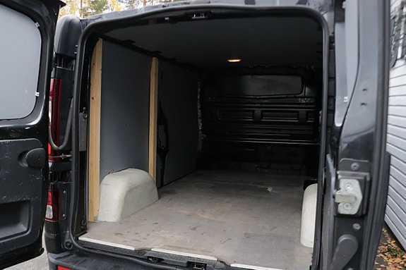 Opel Vivaro 30 of 30