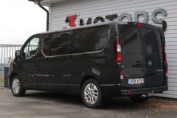 Opel Vivaro 25 of 30