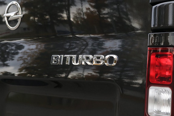 Opel Vivaro 28 of 30