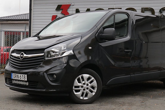 Opel Vivaro 3 of 30