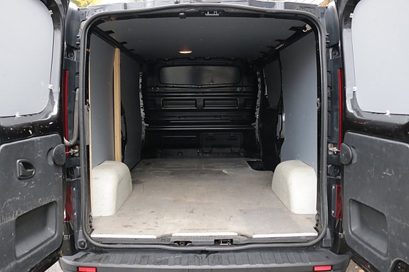Opel Vivaro 29 of 30
