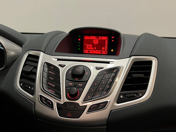 Ford Fiesta 15 of 16