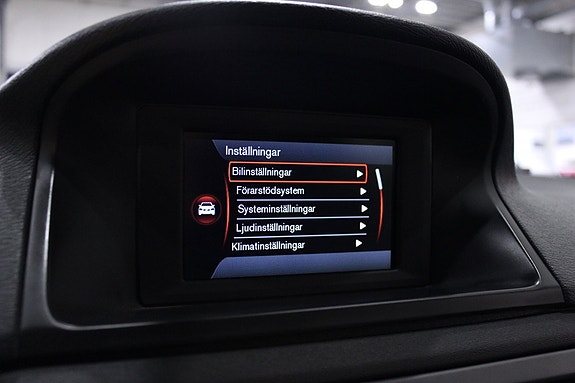 Volvo V70 19 of 26