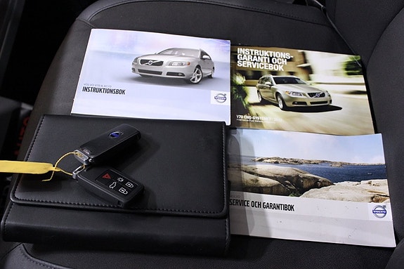 Volvo V70 23 of 26