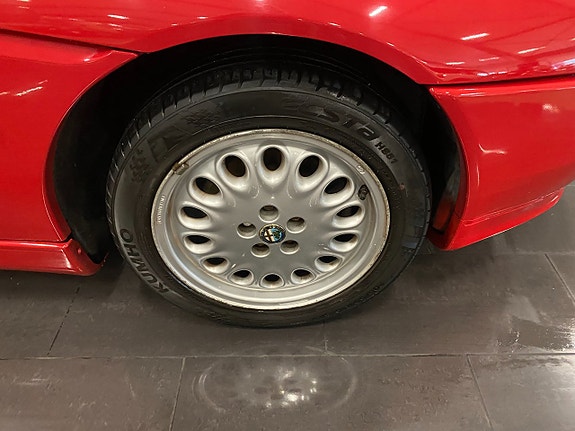Alfa Romeo Spider 11 of 24