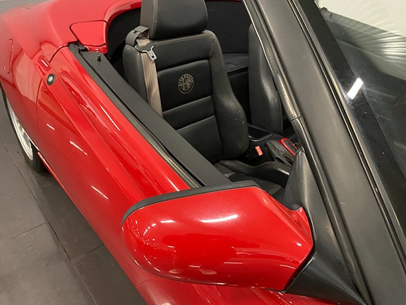 Alfa Romeo Spider 22 of 24