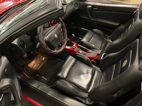 Alfa Romeo Spider 17 of 24