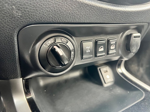 Nissan Navara 21 of 24