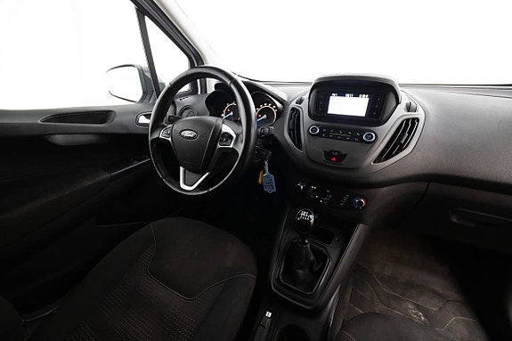 Ford Transit Courier 14 of 19
