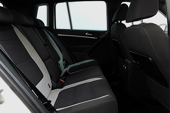Volkswagen Tiguan 20 of 24