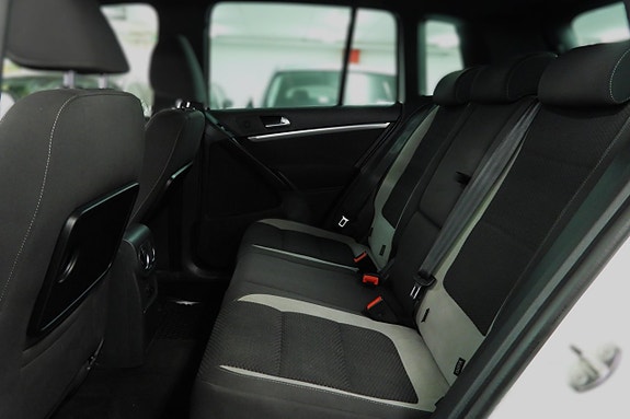 Volkswagen Tiguan 19 of 24