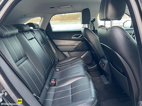 Land Rover Range Rover Velar 10 of 13
