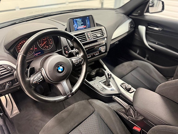 BMW 120d 10 of 16