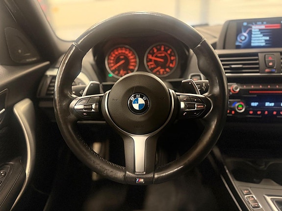 BMW 120d 12 of 16