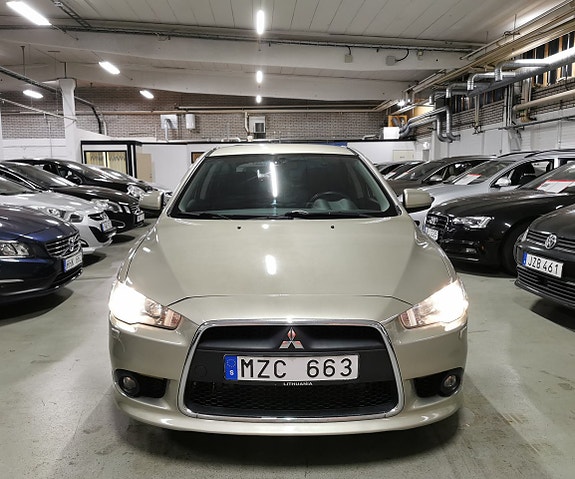 Mitsubishi Lancer 5 of 17