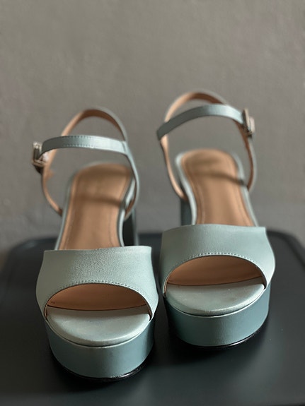 Product image 1 of 7