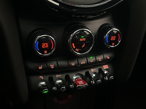 MINI John Cooper Works 26 of 30